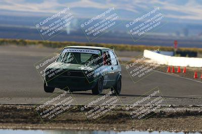 media/Nov-16-2025-CalClub SCCA (Sun) [[2975c16dfc]]/Group 6/Turn 1/